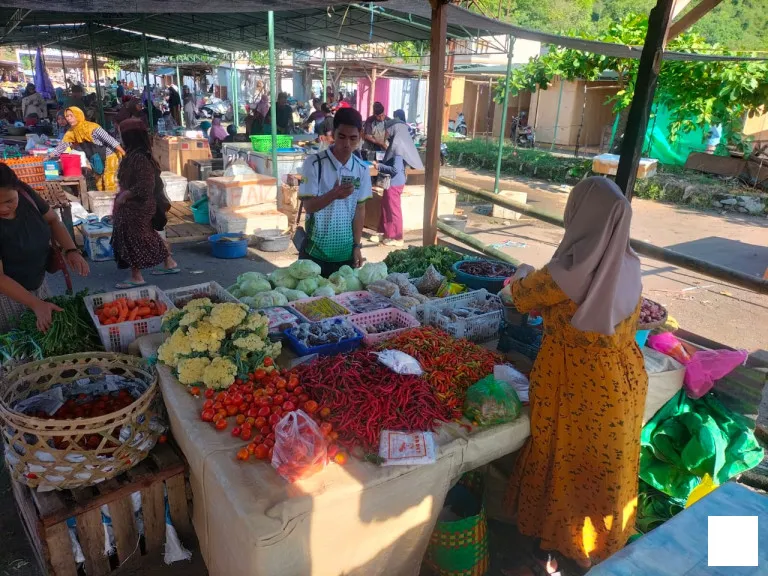 Pedagang Pasar Tanamira Siap Direlokasi, Berikut Catatannya